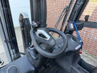 Used Forklift Truck LINDE H35T-01 GAS VIERRADFRONTSTAPLER (13055392)