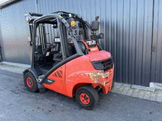 Used Forklift Truck LINDE H35T-02 GAS VIERRADFRONTSTAPLER (13061875)