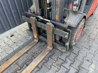 Used Forklift Truck LINDE H35T-02 GAS VIERRADFRONTSTAPLER (13065728)