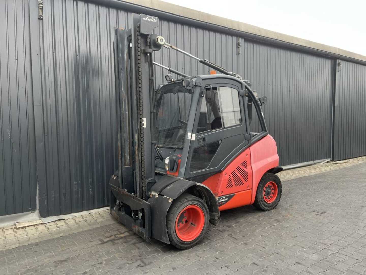 Used Forklift Truck LINDE H40D-02 DIESEL VIERRADFRONTSTAPLER (13042983)
