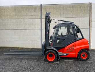 Used Forklift Truck LINDE H40D-02 EVO DIESEL VIERRADFRONTSTAPLER (13064916) backdrop