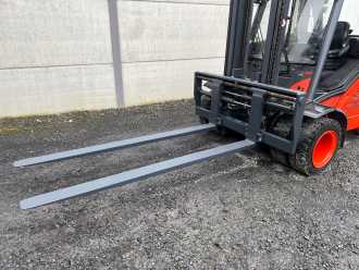 Used Forklift Truck LINDE H40D-02 EVO DIESEL VIERRADFRONTSTAPLER (13064916)
