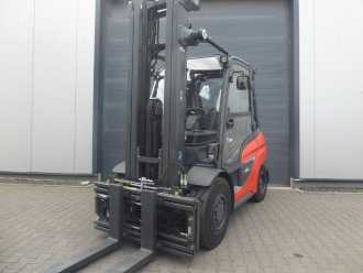 Used Forklift Truck LINDE H50D-/600 DIESEL VIERRADFRONTSTAPLER (13062314) backdrop