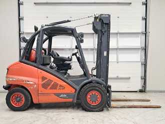 Used Forklift Truck LINDE H50T-02 GAS VIERRADFRONTSTAPLER (12908286)