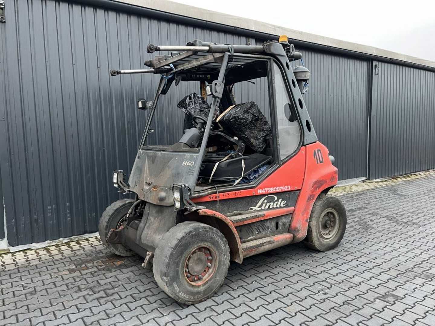 Used Forklift Truck LINDE H60D-02 DIESEL VIERRADFRONTSTAPLER (13059006)