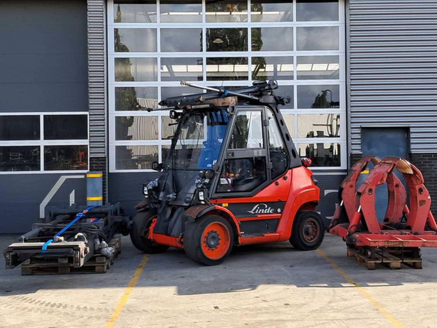 Used Forklift Truck LINDE H80D-02 DIESEL VIERRADFRONTSTAPLER (13074790)