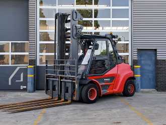 Used Forklift Truck LINDE H80T-03/900 GAS VIERRADFRONTSTAPLER (13046546) backdrop