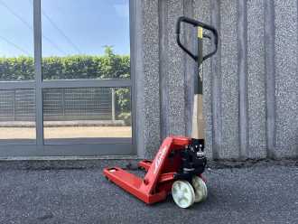 Used Forklift Truck LINDE HPT M15 ELEKTRO HANDGABELHUBWAGENMANUELL (13050276) backdrop