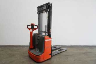 Used Forklift Truck LINDE L 12 1172 ELEKTRO HOCHHUBWAGENDEICHSEL (13067609) backdrop
