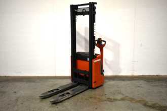 Used Forklift Truck LINDE L 12 1172 ELEKTRO HOCHHUBWAGENDEICHSEL (13074714)