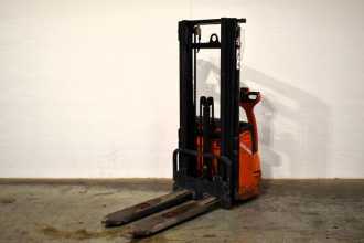 Used Forklift Truck LINDE L 12 379 ELEKTRO HOCHHUBWAGENDEICHSEL (13025231)