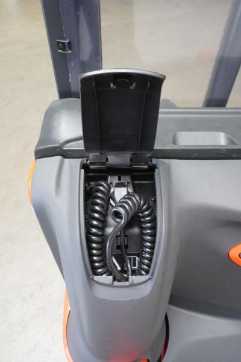 Used Forklift Truck LINDE L 12 B 4596-00 ELEKTRO HOCHHUBWAGENDEICHSEL (13068123)