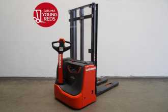 Used Forklift Truck LINDE L 12 B 4596-00 ELEKTRO HOCHHUBWAGENDEICHSEL (13068125) backdrop
