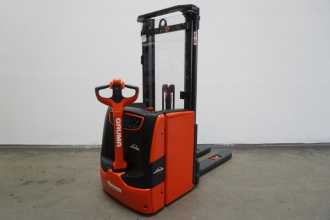 Used Forklift Truck LINDE L 14 1173 ELEKTRO HOCHHUBWAGENDEICHSEL (12995415) backdrop