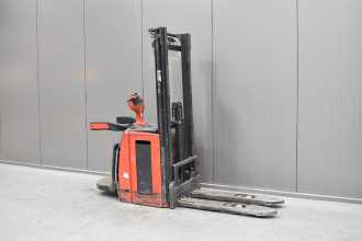 Used Forklift Truck LINDE L 14 AP /59041/ ELEKTRO HOCHHUBKOMMISSIONIERER (13068695) backdrop
