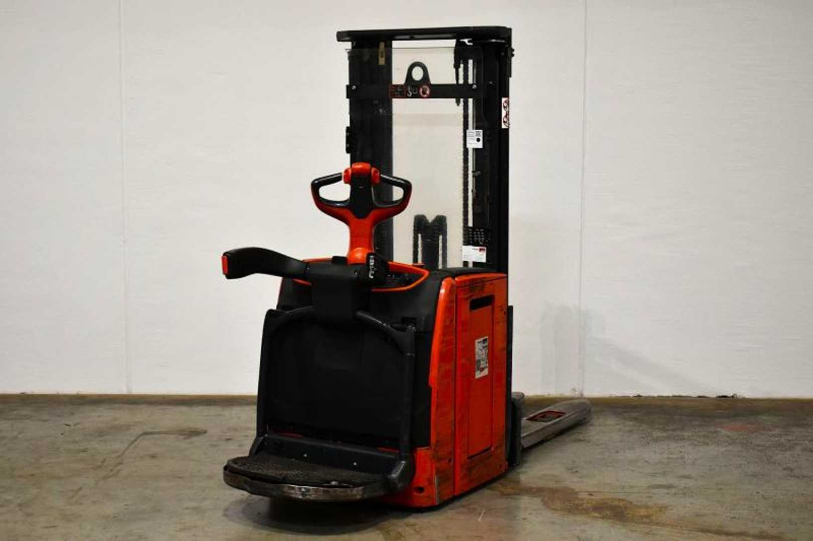 Used Forklift Truck LINDE L 14 AP i 1173 ELEKTRO HOCHHUBWAGENFAHRERSTAND (13024007)