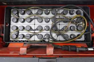 Used Forklift Truck LINDE L 14 AP i 372 ELEKTRO HOCHHUBWAGENFAHRERSTAND (13045237)