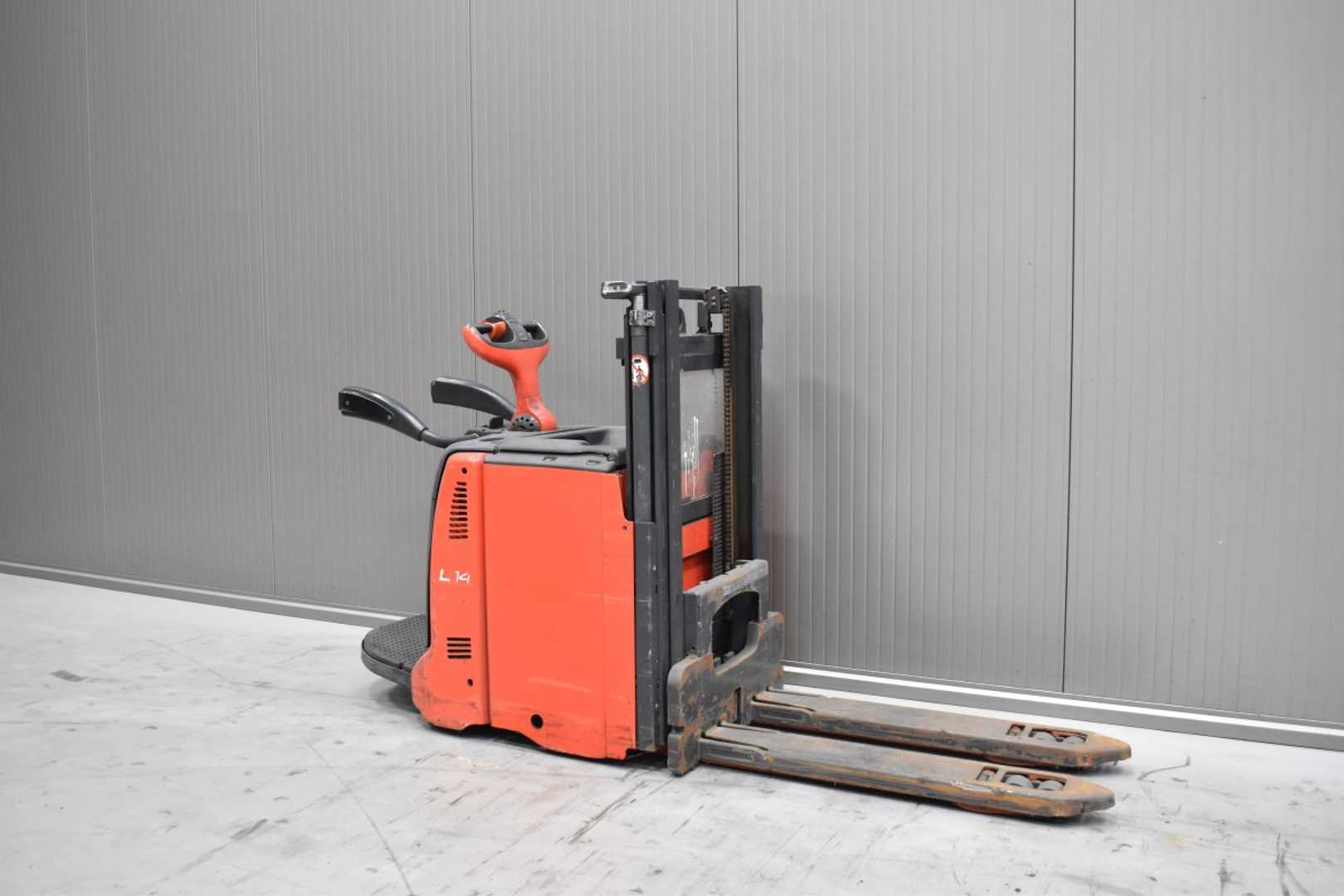 Used Forklift Truck LINDE L 14 LAP /58876/ ELEKTRO HOCHHUBKOMMISSIONIERER (13074573)