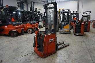 Used Forklift Truck LINDE L 16 - 3.330mm Hubhöhe ELEKTRO HOCHHUBWAGENDEICHSEL (13040839)
