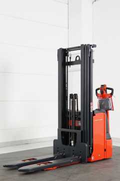 Used Forklift Truck LINDE L 16 B 4596 ELEKTRO HOCHHUBWAGENDEICHSEL (13072824)