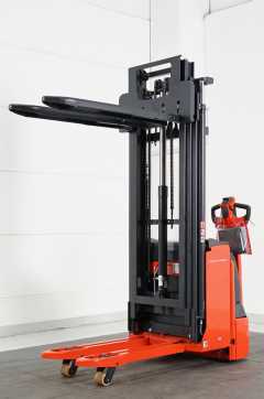 Used Forklift Truck LINDE L 16 B 4596 ELEKTRO HOCHHUBWAGENDEICHSEL (13072824)