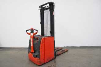 Used Forklift Truck LINDE L 16 i 1173 ELEKTRO HOCHHUBWAGENDEICHSEL (13013411) backdrop