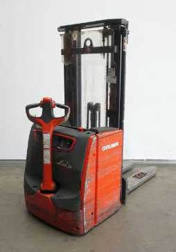 Used Forklift Truck LINDE L 16 i 1173 ELEKTRO HOCHHUBWAGENDEICHSEL (13063132) backdrop
