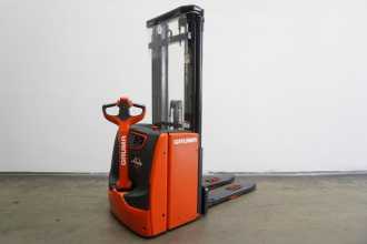 Used Forklift Truck LINDE L 16 i 1173 ELEKTRO HOCHHUBWAGENDEICHSEL (13069479) backdrop