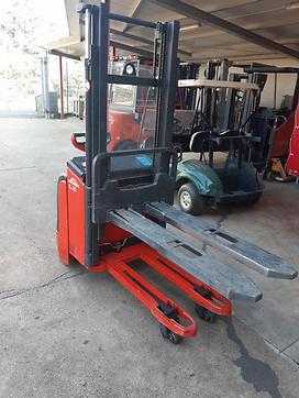 Used Forklift Truck LINDE L 16 i ELEKTRO HOCHHUBWAGENDEICHSEL (12695346)