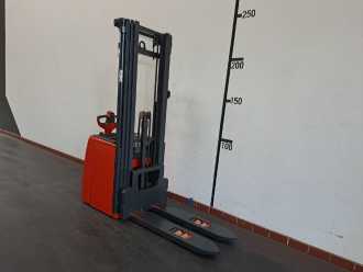 Used Forklift Truck LINDE L 20 ELEKTRO HOCHHUBWAGENFAHRERSTAND (13061701)