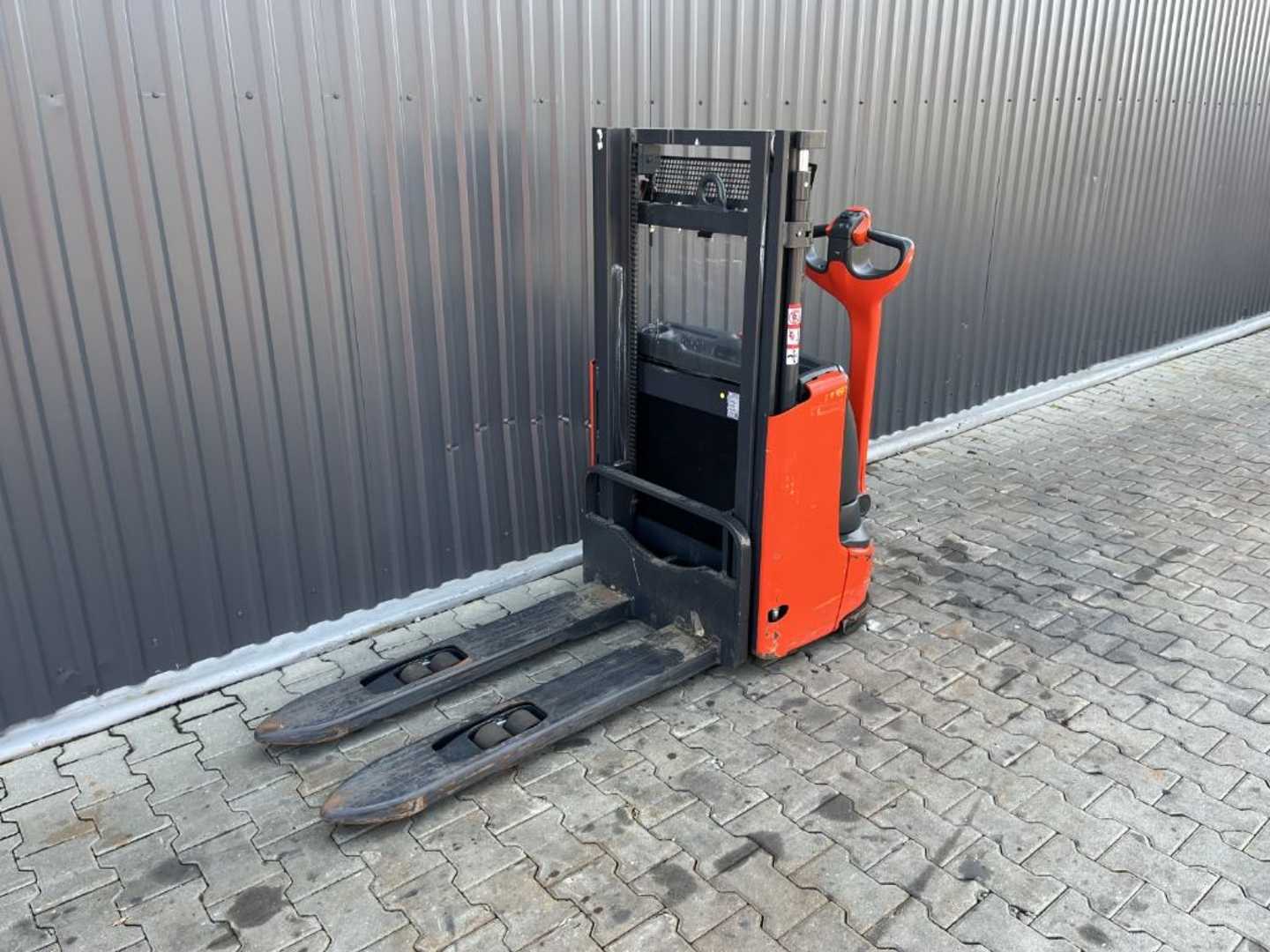 Used Forklift Truck LINDE L10 ELEKTRO HOCHHUBWAGENDEICHSEL (13067853)