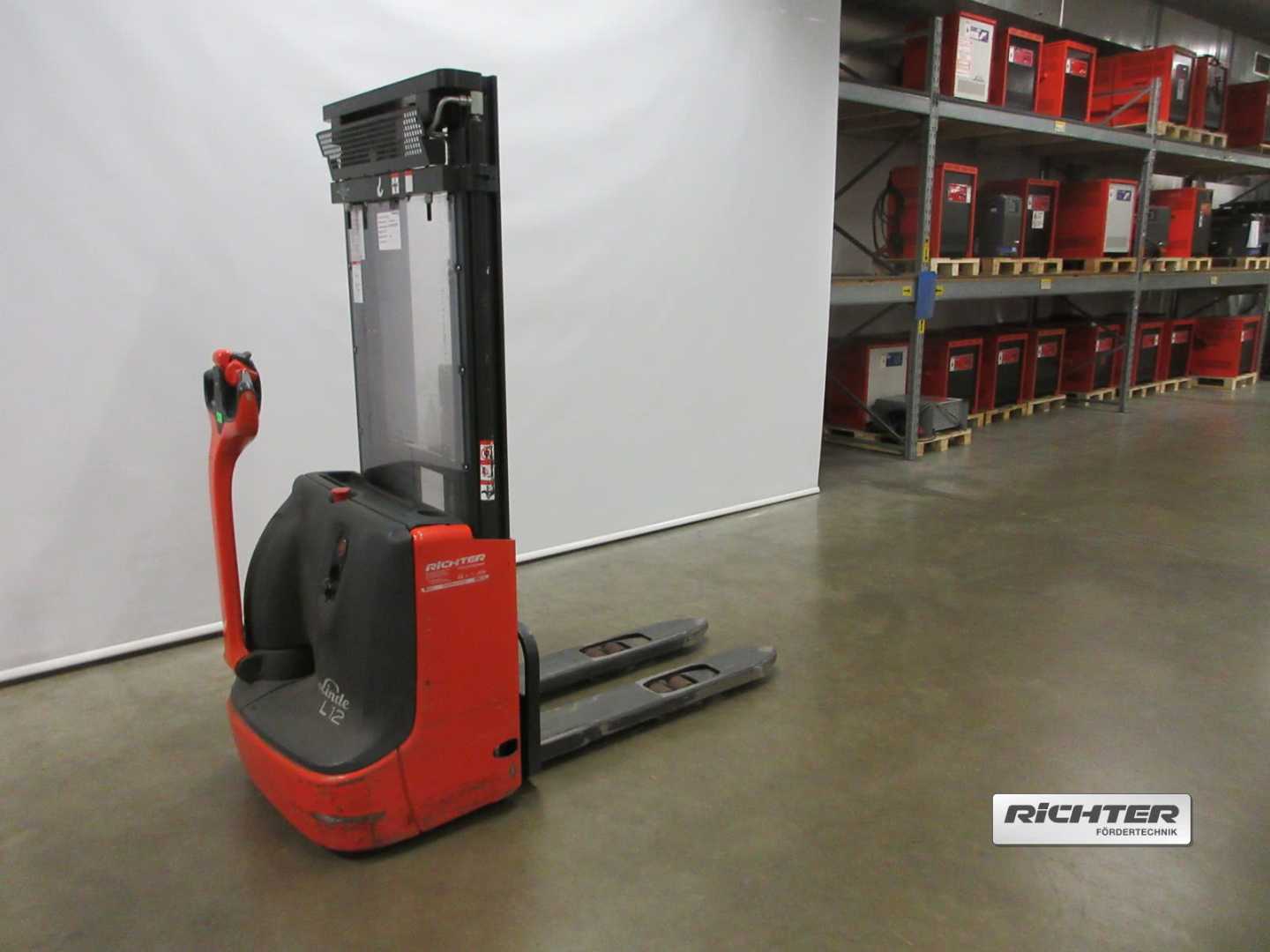 Used Forklift Truck LINDE L12 HANDSEMI HOCHHUBWAGENDEICHSEL (13074736)