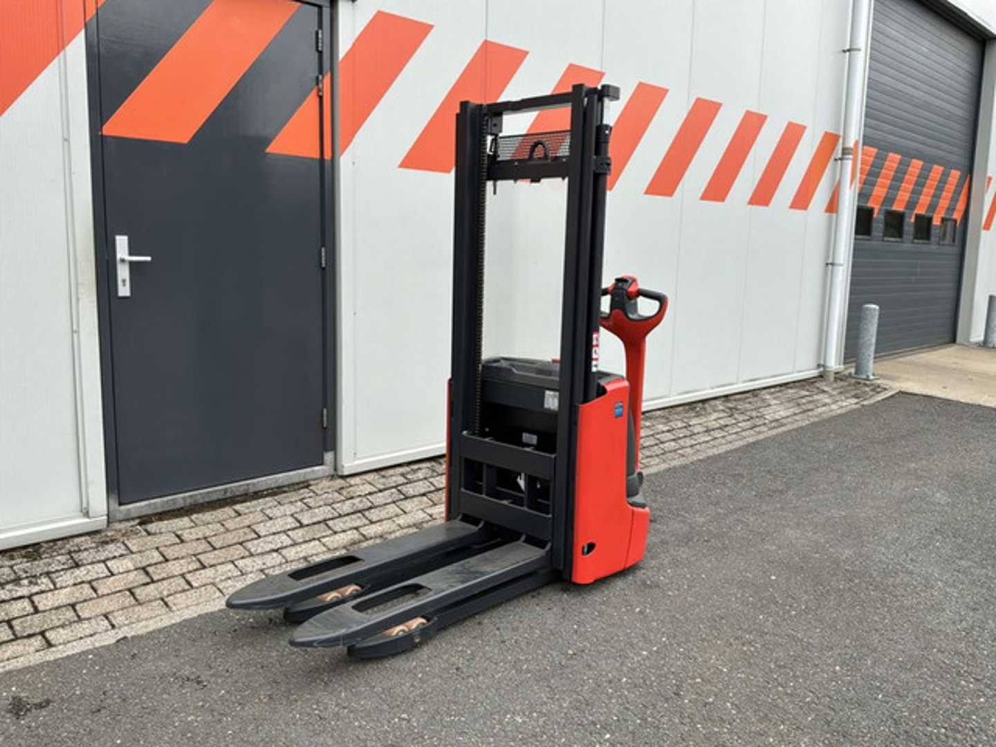 Used Forklift Truck LINDE L12 Ion ELEKTRO HOCHHUBWAGENDEICHSEL (13063944)