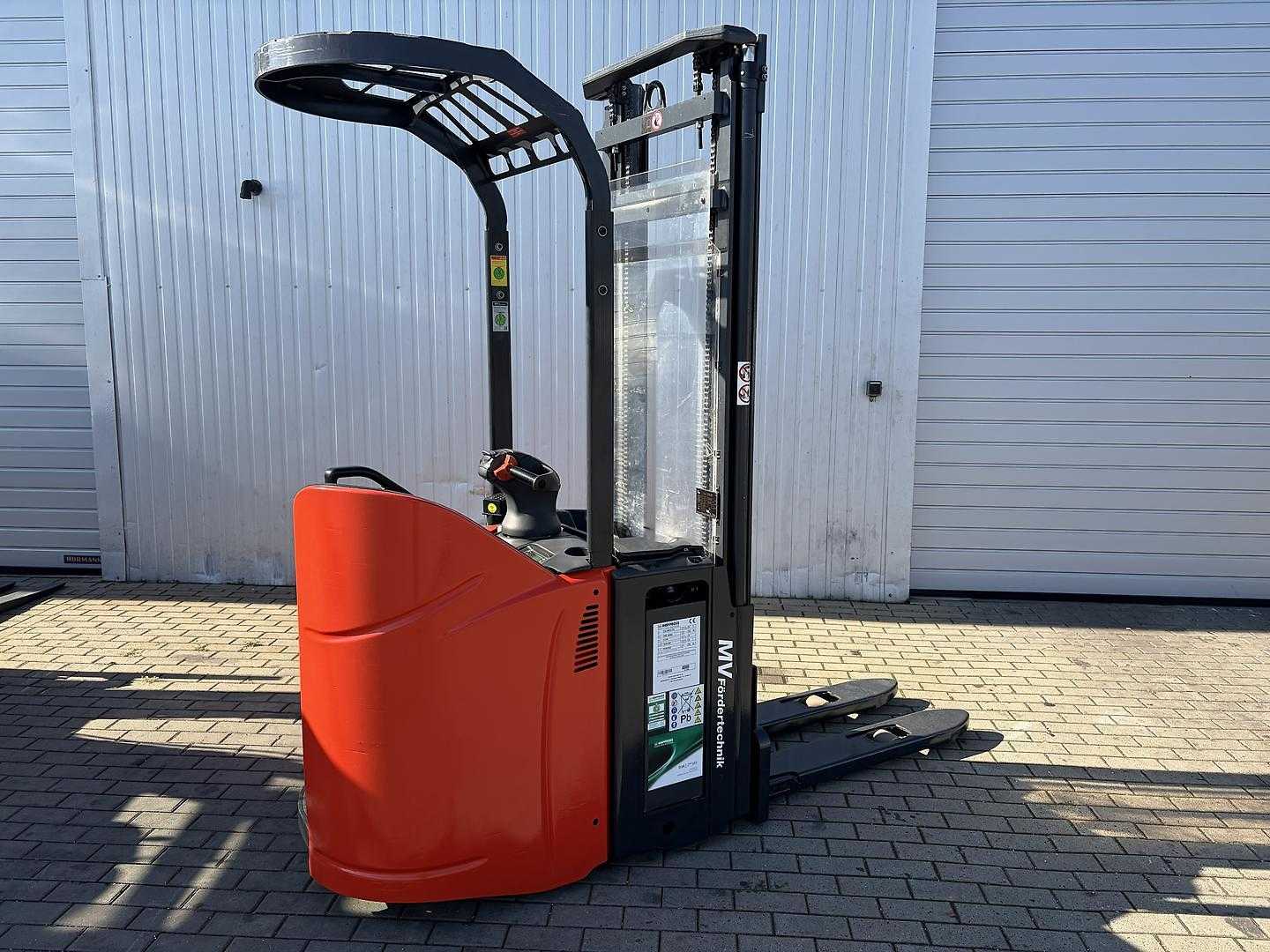 Used Forklift Truck LINDE L12SP ELEKTRO HOCHHUBWAGENFAHRERSTAND (13072593)