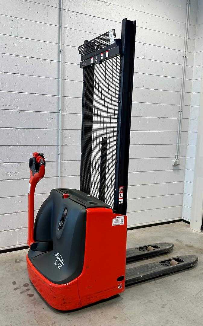 Used Forklift Truck LINDE L12i/1172 ELEKTRO HOCHHUBWAGENDEICHSEL (12943375)