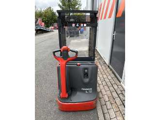 Used Forklift Truck LINDE L12i ELEKTRO HOCHHUBWAGENDEICHSEL (13063909)