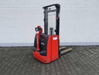 Used Forklift Truck LINDE L14 ELEKTRO HOCHHUBWAGENDEICHSEL (13021243) backdrop