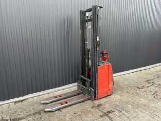 Used Forklift Truck LINDE L14 ELEKTRO HOCHHUBWAGENDEICHSEL (13070223) backdrop