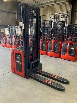 Used Forklift Truck LINDE L14 ION ELEKTRO HOCHHUBWAGENDEICHSEL (13027134)