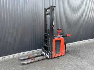 Used Forklift Truck LINDE L14AP ELEKTRO HOCHHUBWAGENFAHRERSTAND (13040103) backdrop