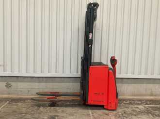 Used Forklift Truck LINDE L14i BR1173 ELEKTRO HOCHHUBWAGENDEICHSEL (13070524) backdrop