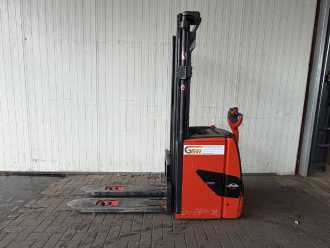 Used Forklift Truck LINDE L20 ELEKTRO HOCHHUBWAGENDEICHSEL (13057105) backdrop