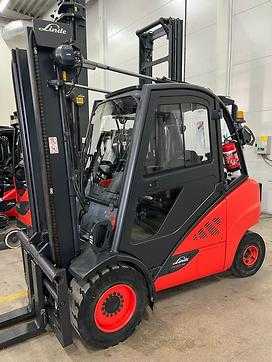 Used Forklift Truck LINDE Linde H35 DIESEL VIERRADFRONTSTAPLER (13024933) backdrop