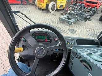 Used Forklift Truck LINDE P 250 ELEKTRO SCHLEPPER (13054171)