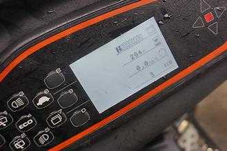 Used Forklift Truck LINDE P 80 - 2021er - Nur 294 Stunden ELEKTRO SCHLEPPER (13065067)