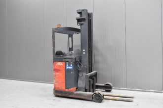 Used Forklift Truck LINDE R 14 /57564/ ELEKTRO SCHUBMASTSTAPLER (13042495) backdrop