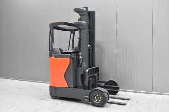 Used Forklift Truck LINDE R 14 G - 01 /58492/ ELEKTRO SCHUBMASTSTAPLER (13064250) backdrop