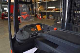 Used Forklift Truck LINDE R 16 HD 1120 ELEKTRO SCHUBMASTSTAPLER (13058479)