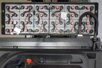 Used Forklift Truck LINDE R 16 HD 1120 ELEKTRO SCHUBMASTSTAPLER (13059494)