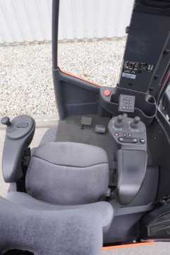 Used Forklift Truck LINDE R 17 X 116-03 ELEKTRO SCHUBMASTSTAPLER (13036684)